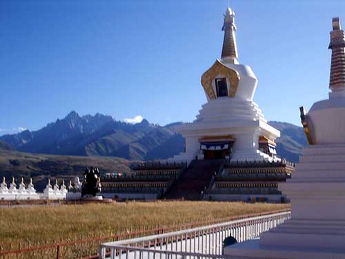 Kanze%20Chorten%202.jpg